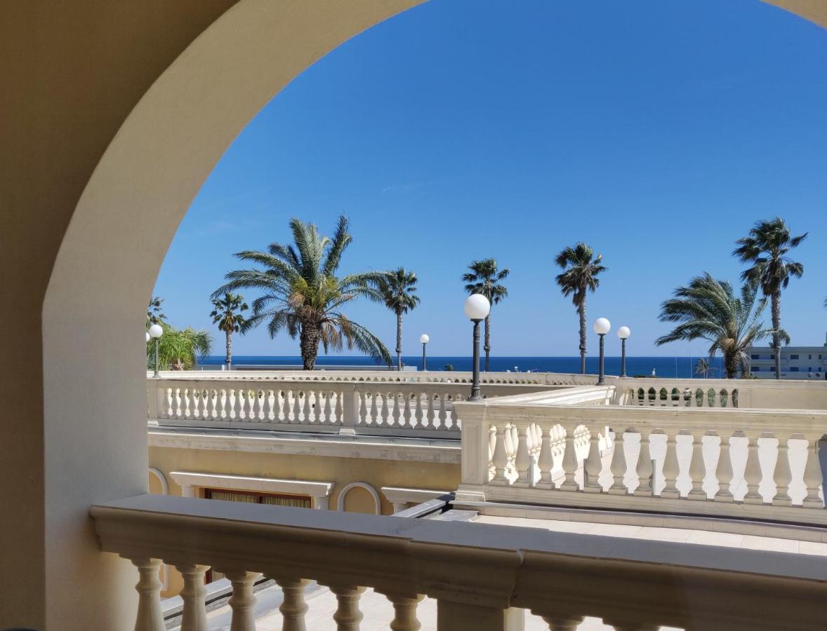 Parco Dei Principi Hotel Roccella Ionica Zewnętrze zdjęcie
