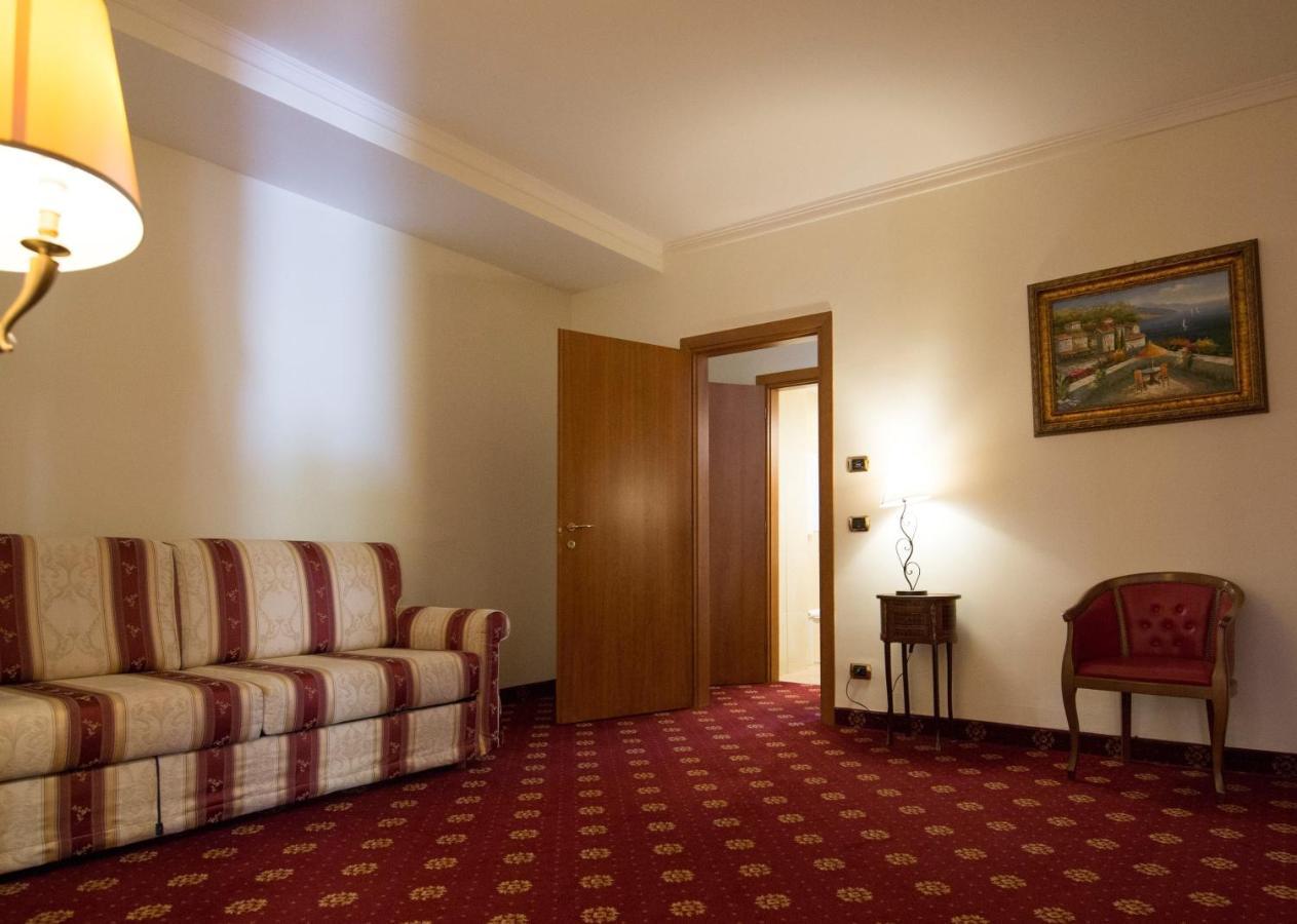 Parco Dei Principi Hotel Roccella Ionica Zewnętrze zdjęcie